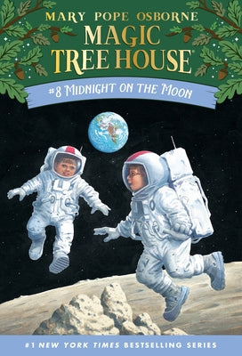Midnight on the moon (Magic Tree House, No. 8)